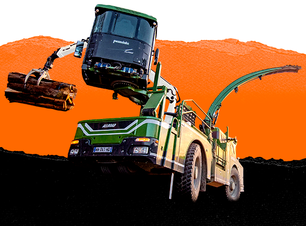 Self-propelled chipper