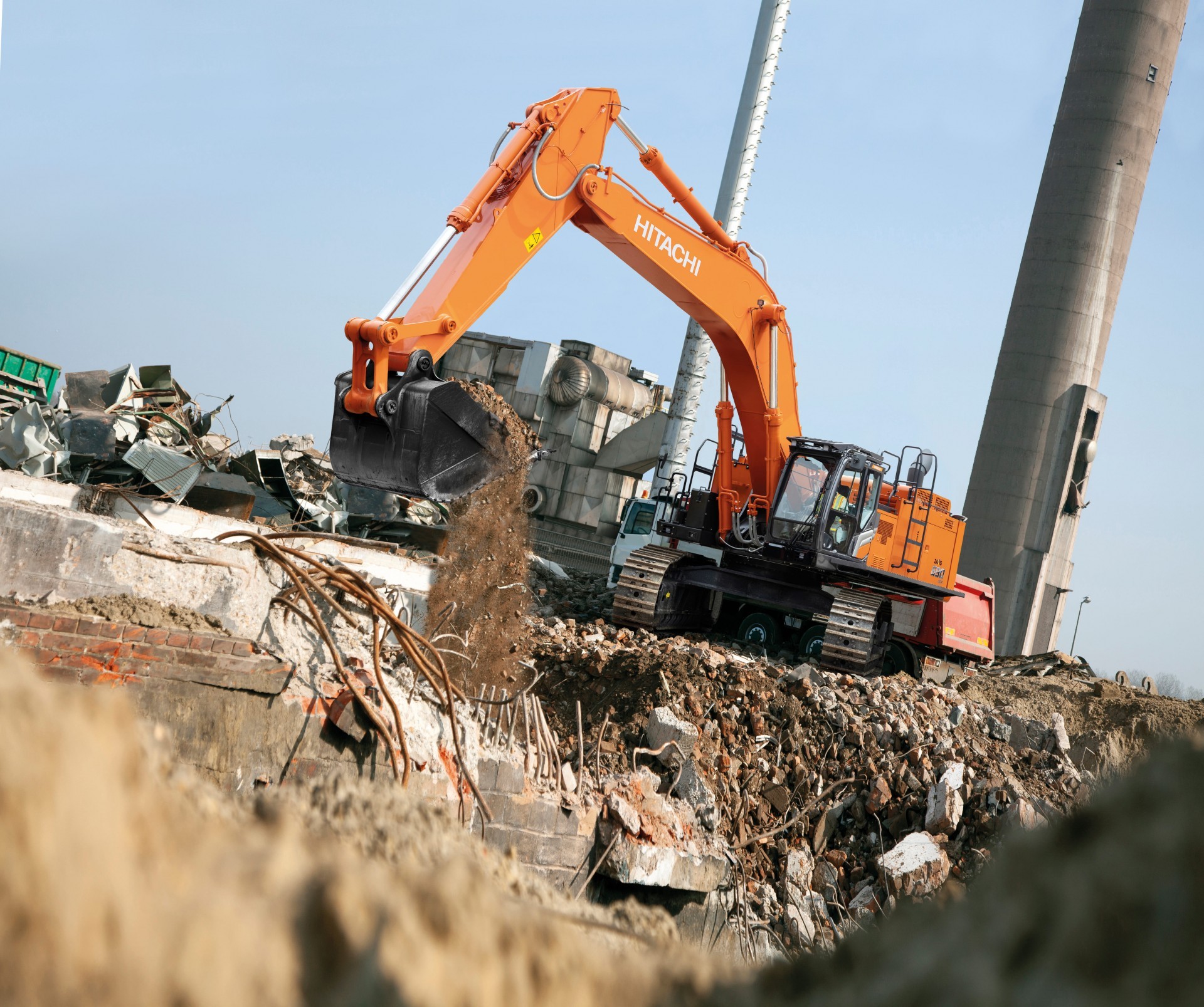 ZX690LCH-7  /  ZX690LCR-7